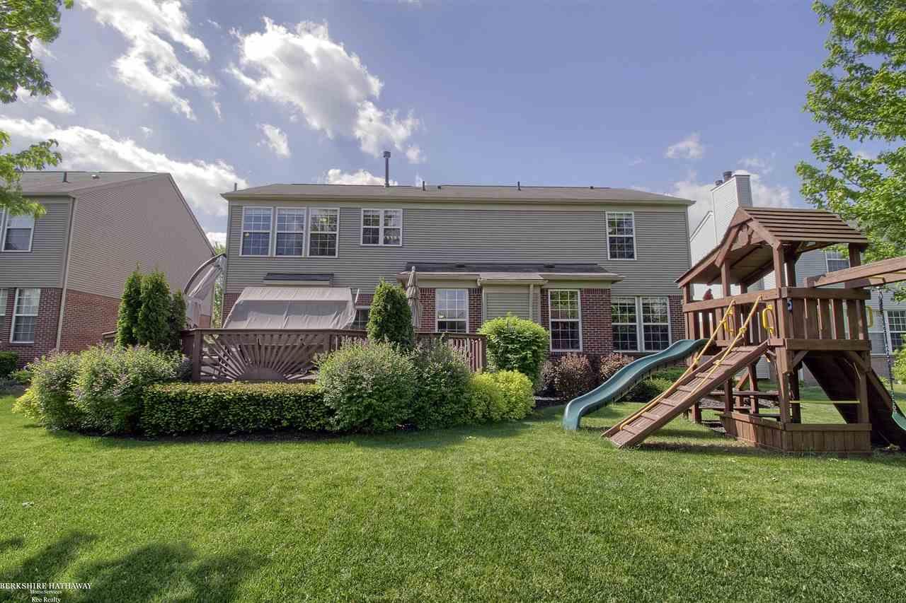 7269 Tottenham Drive Utica, MI 48317 - Photo 37 of 38 31320847-36.JPG