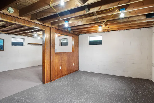 $285,000 | 6890 Riverbend Drive, Radford, VA 24141