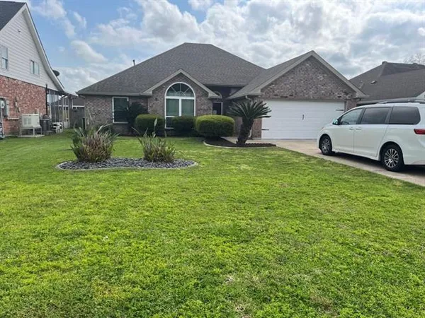 $3,210 | 107 Highland Avenue, Belle Chasse, LA 70037