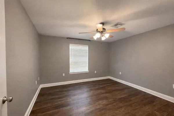 $3,210 | 107 Highland Avenue, Belle Chasse, LA 70037