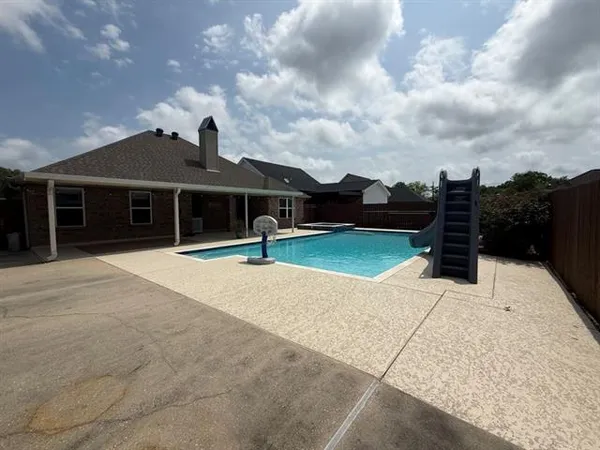 $3,150 | 107 Highland Avenue, Belle Chasse, LA 70037