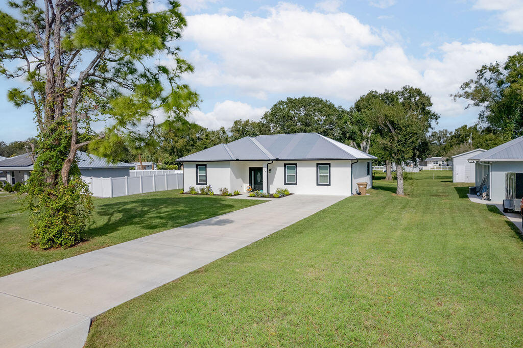 1014 Southwest 11th Street Okeechobee, FL 34974 - Photo 1 of 45 DJI_0998-Edit