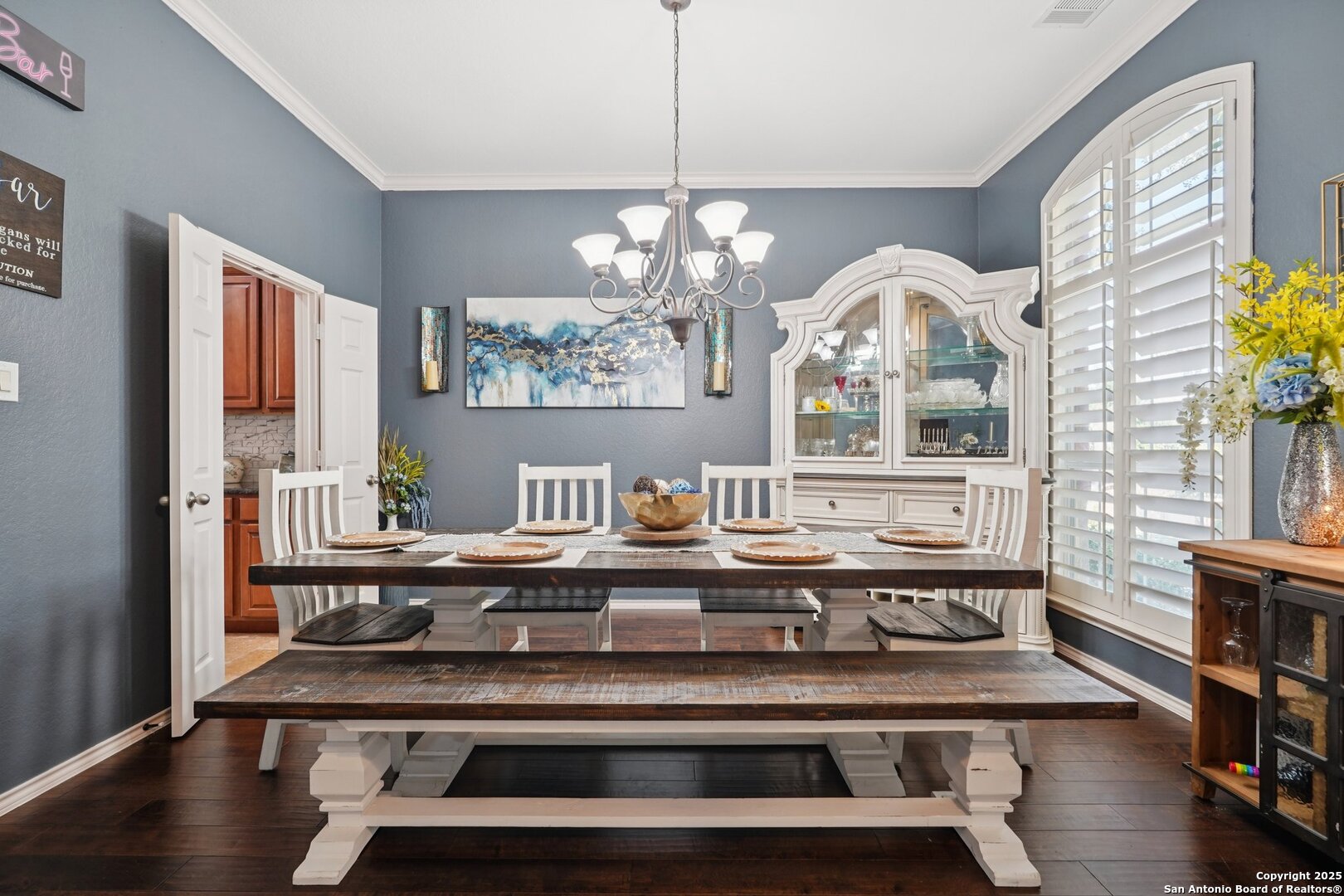 16107 Los Sedona Helotes, TX 78023 - Photo 20 of 59 a view of hall way with furniture and chandelier