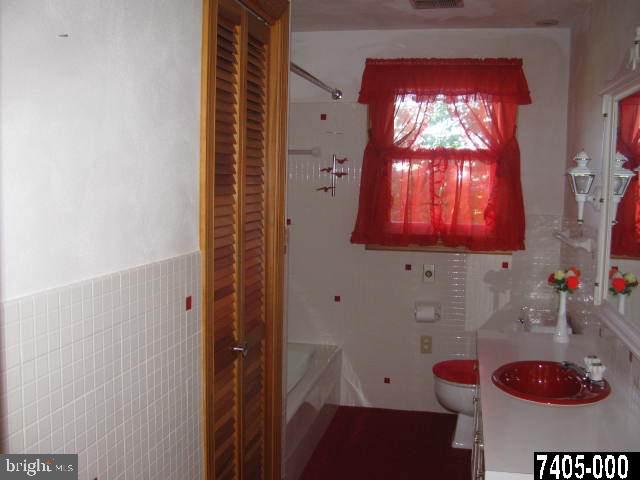 715 Mathias Road Littlestown, PA 17340 - Photo 10 of 13
