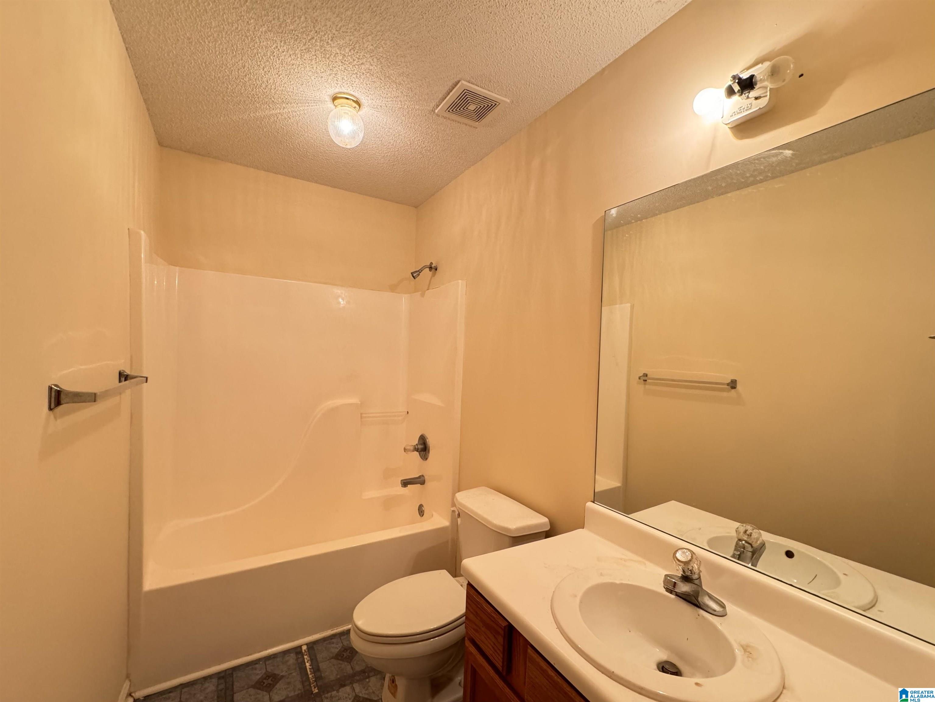 5685 Jan Way Birmingham, AL 35215 - Photo 4 of 14