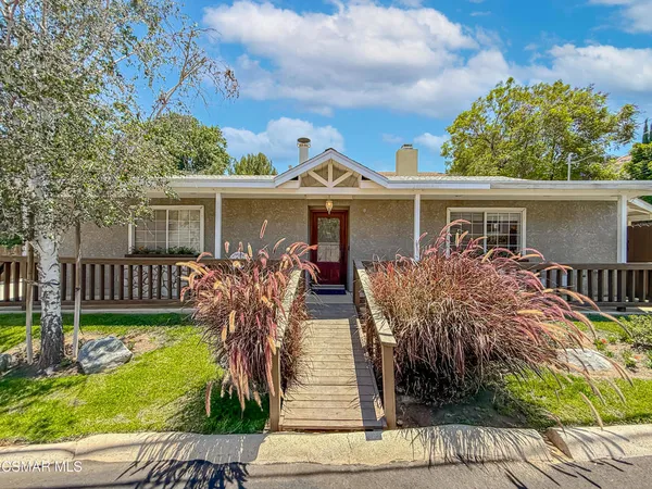 $699,999 | 6203 Wisteria Street, Simi Valley, CA 93063