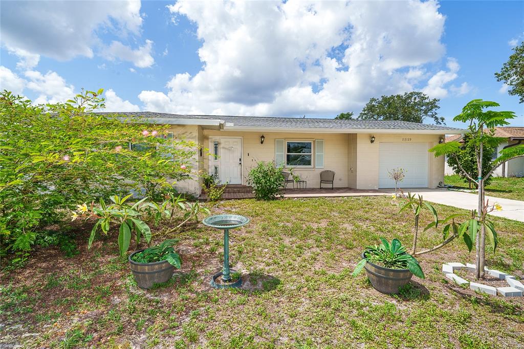 22129 Rochester Avenue Port Charlotte, FL 33952 - Photo 4 of 38 Gallery Image 4