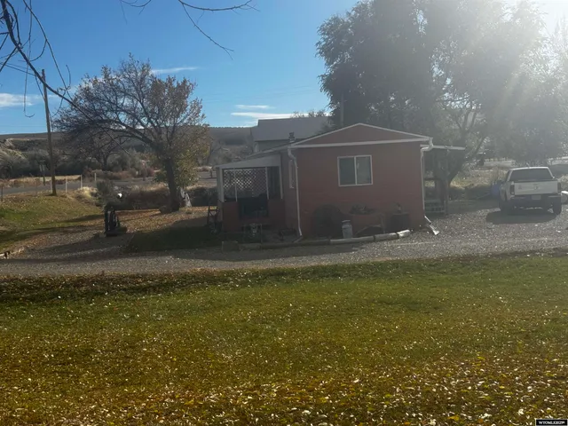 $138,000 | 218 South C Avenue, Thermopolis, WY 82443