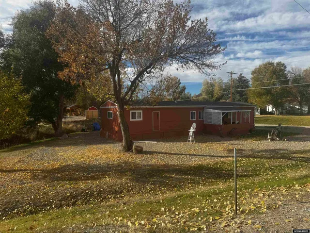 $138,000 | 218 South C Avenue, Thermopolis, WY 82443