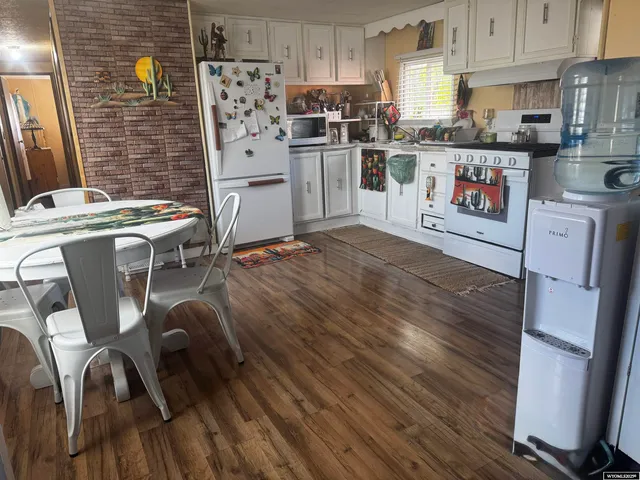 $138,000 | 218 South C Avenue, Thermopolis, WY 82443