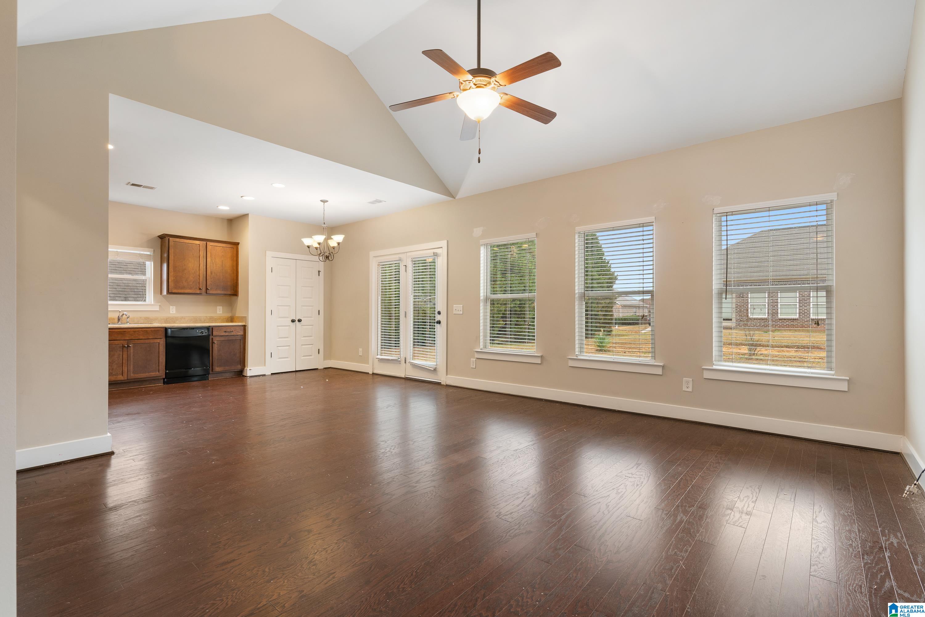 4330 Segars Cove Bessemer, AL 35022 - Photo 9 of 23