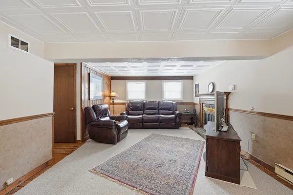 $360,000 | 65 Old Farm Road, Westfield, MA 01085