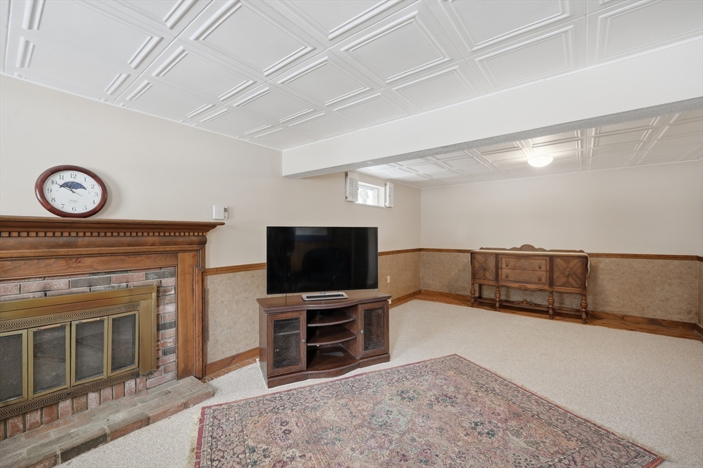 65 Old Farm Road Westfield, MA 01085 - Photo 32 of 42