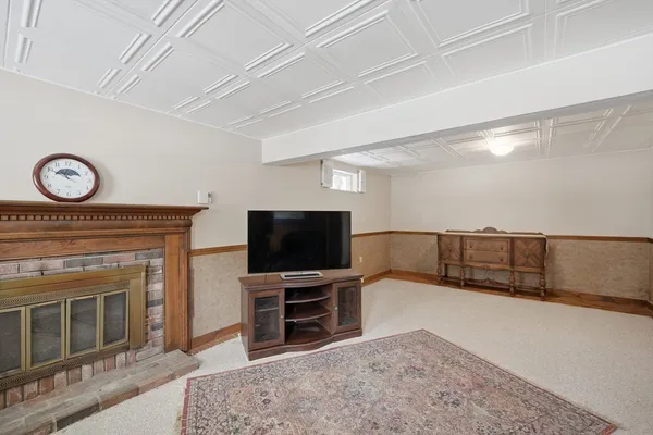 $349,900 | 65 Old Farm Road, Westfield, MA 01085