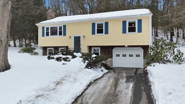 $360,000 | 65 Old Farm Road, Westfield, MA 01085