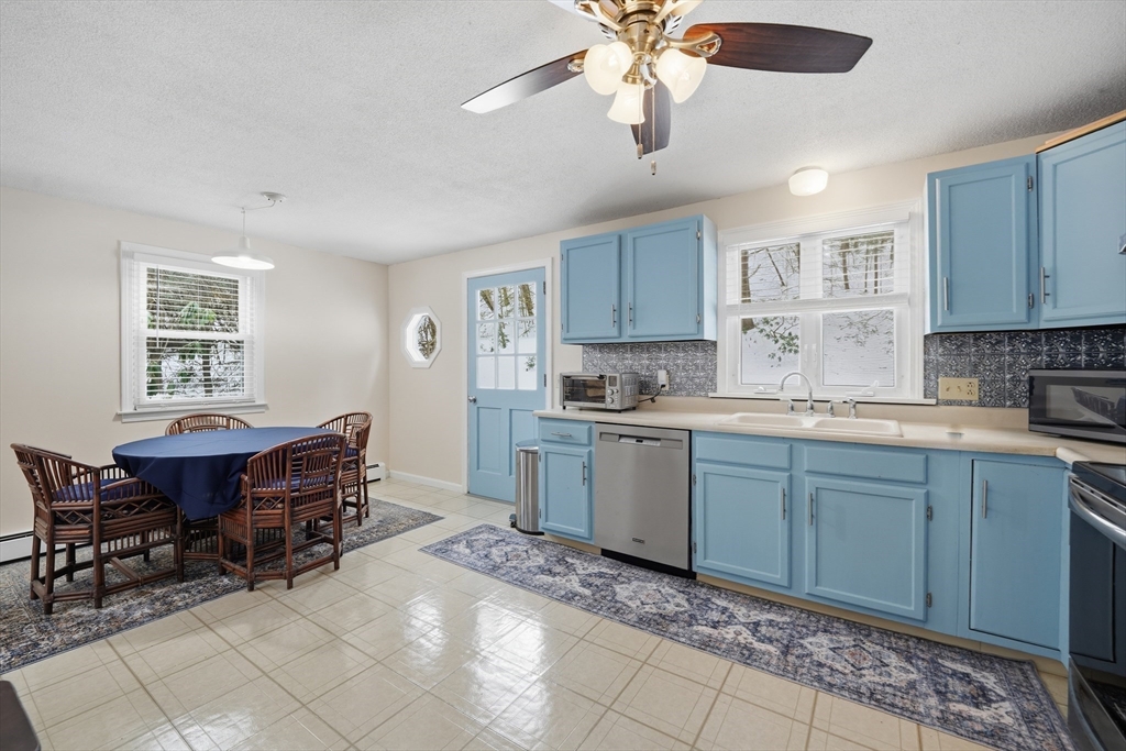 65 Old Farm Road Westfield, MA 01085 - Photo 6 of 42