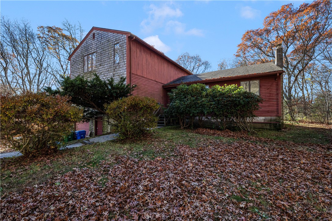 130 Legend Rock Road South Kingstown, RI 02879 - Photo 4 of 36 Gallery Image 4