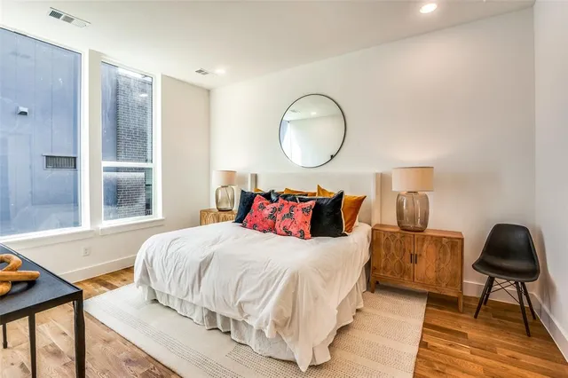 $624,000 | 426 West 9th Street, Unit 105, Dallas, TX 75208