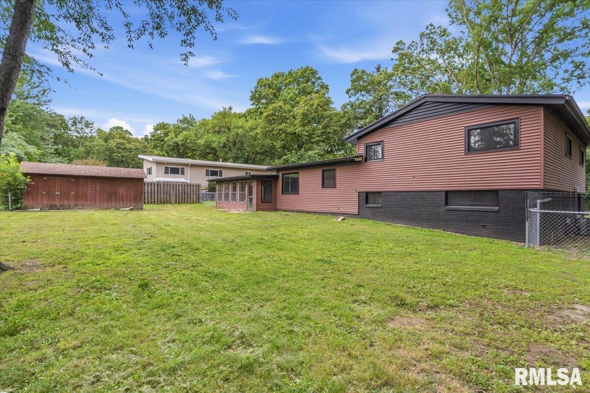 66 West Hazel Dell Lane Springfield, IL 62703 - Photo 34 of 39