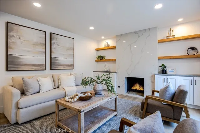 $5,200 | 15271 Yorkshire Lane, Huntington Beach, CA 92647