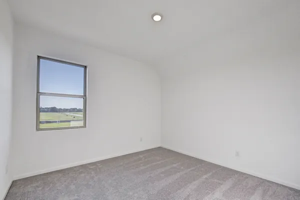 $3,075 | 2605 Mackinac Bay Drive, Texas City, TX 77568