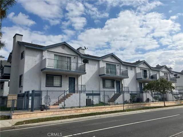 $585,000 | 1364 139th Street, Unit B, Gardena, CA 90247