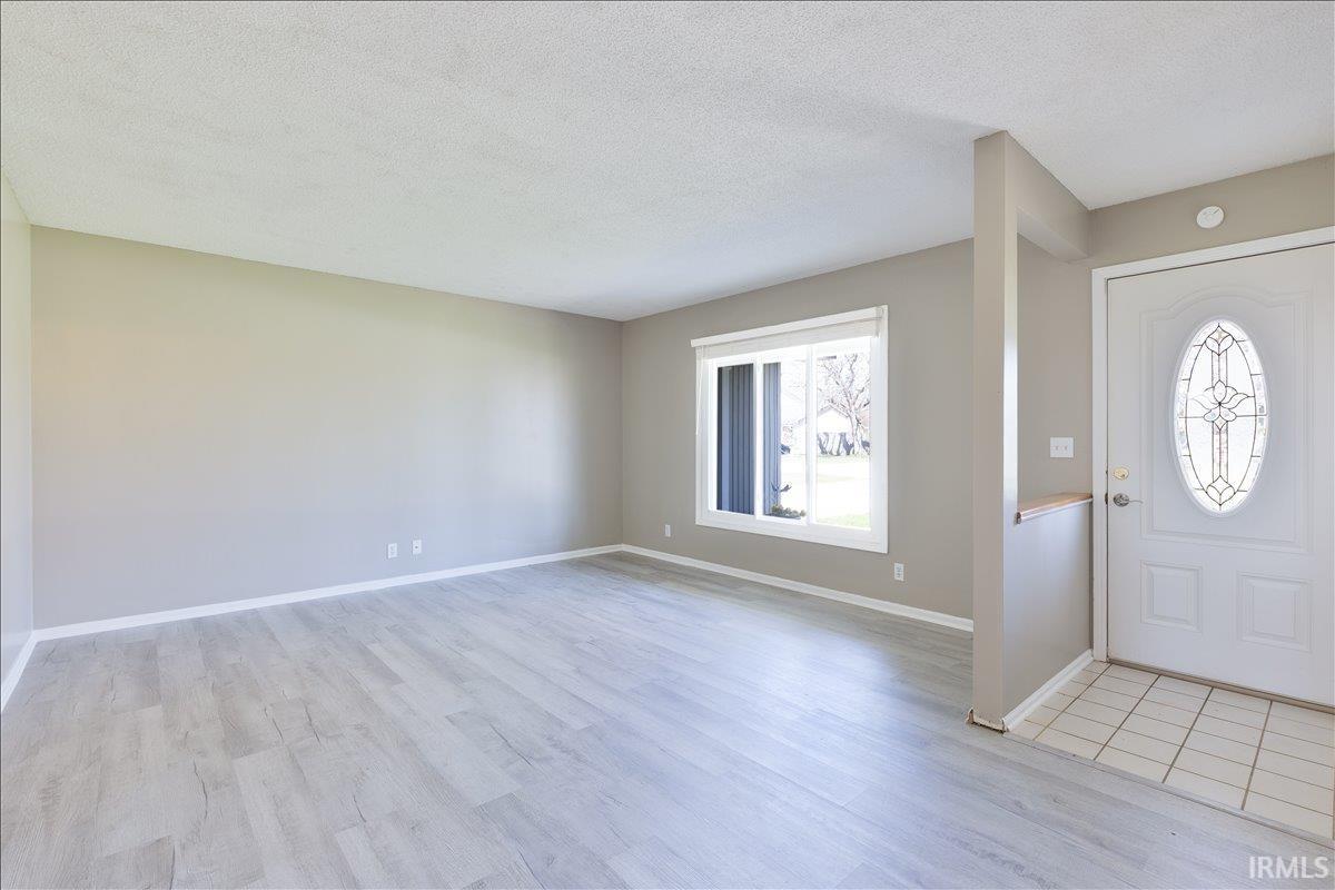 6315 West 465 North Huntington, IN 46750 - Photo 4 of 27