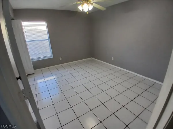 $1,300 | 3516 Dora Street, Fort Myers, FL 33916