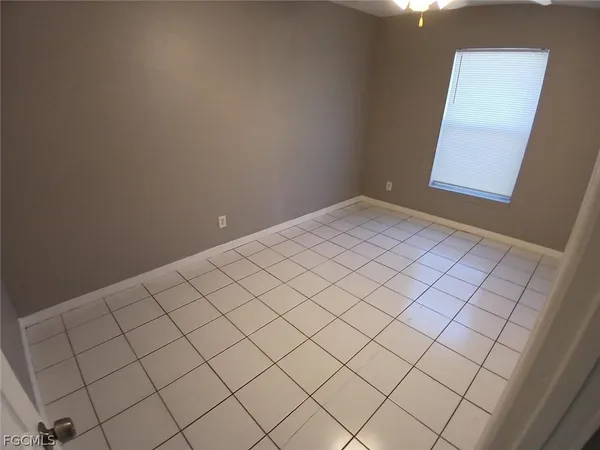 $1,300 | 3516 Dora Street, Fort Myers, FL 33916