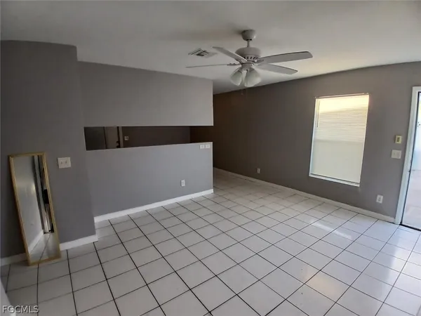 $1,300 | 3516 Dora Street, Fort Myers, FL 33916