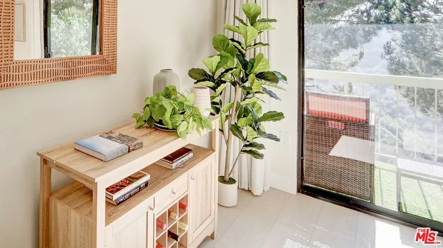 a view of an entryway