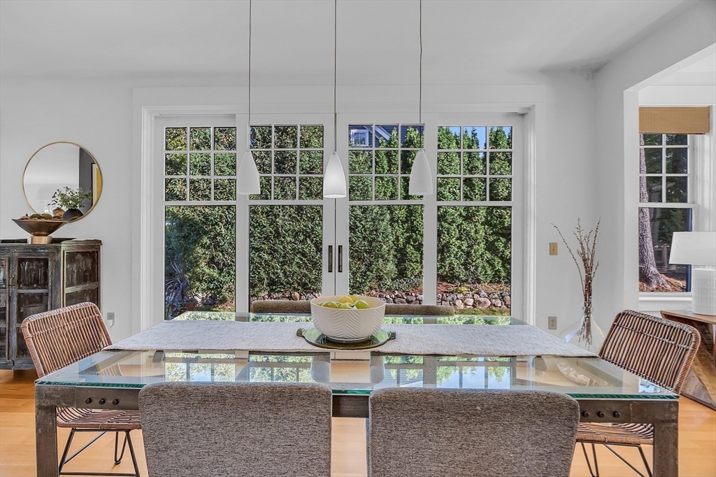 38 Downing Road Lexington, MA 02421 - Photo 9 of 41 a living room with furniture and window