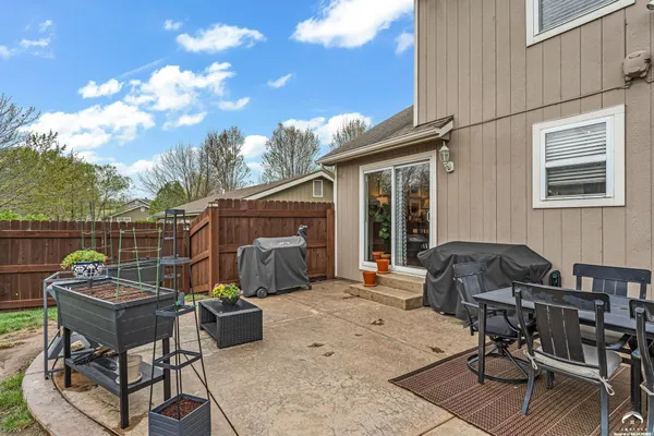 $415,000 | 2404 Stowe Drive, Lawrence, KS 66049