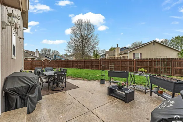 $415,000 | 2404 Stowe Drive, Lawrence, KS 66049