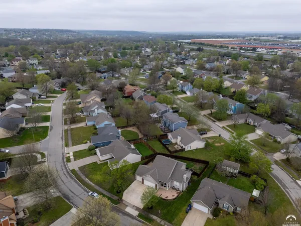 $415,000 | 2404 Stowe Drive, Lawrence, KS 66049