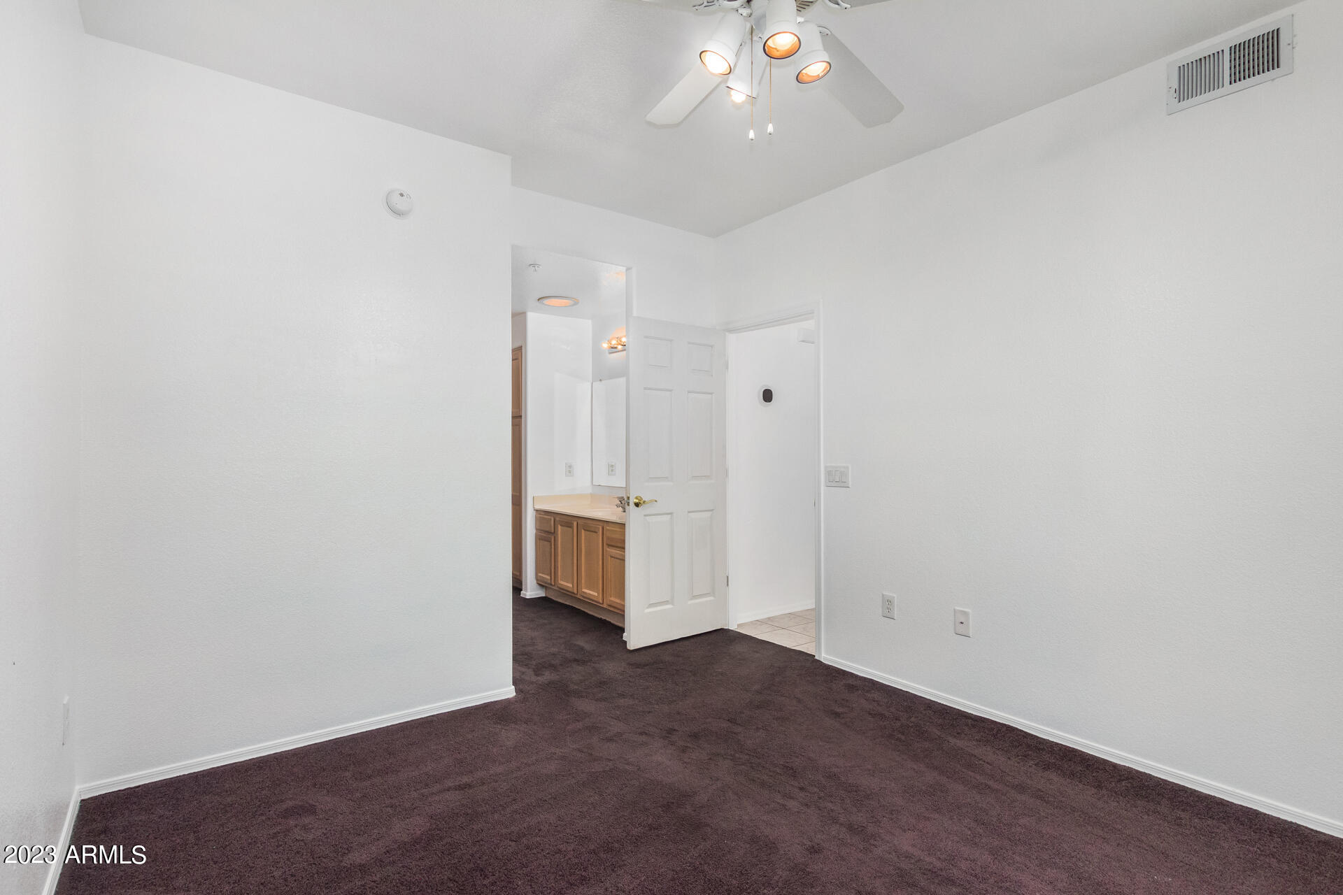 1445 East Broadway Road, Unit 218 Tempe, AZ 85282 - Photo 21 of 28 22 - Broadway