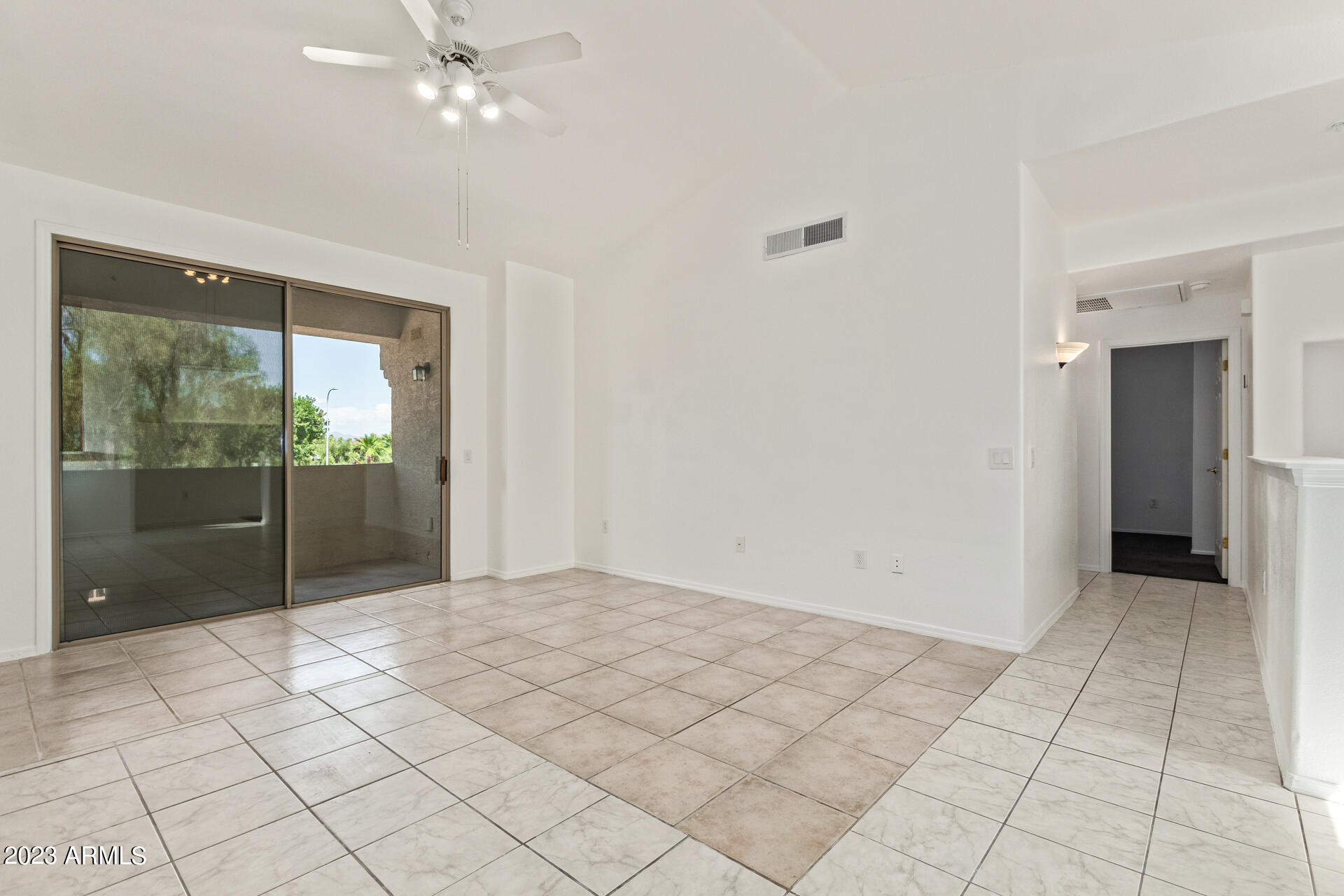 1445 East Broadway Road, Unit 218 Tempe, AZ 85282 - Photo 10 of 28 03 - Broadway