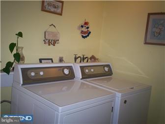 28 Linden Road Burlington, NJ 08016 - Photo 8 of 12 Laundry Room