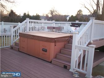 28 Linden Road Burlington, NJ 08016 - Photo 9 of 12 Deck