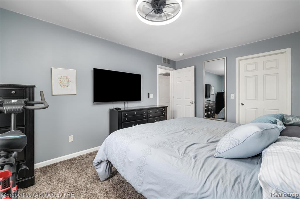 45727 Heather Ridge Drive, Unit 224 Macomb, MI 48044 - Photo 21 of 29 Gallery Image 21