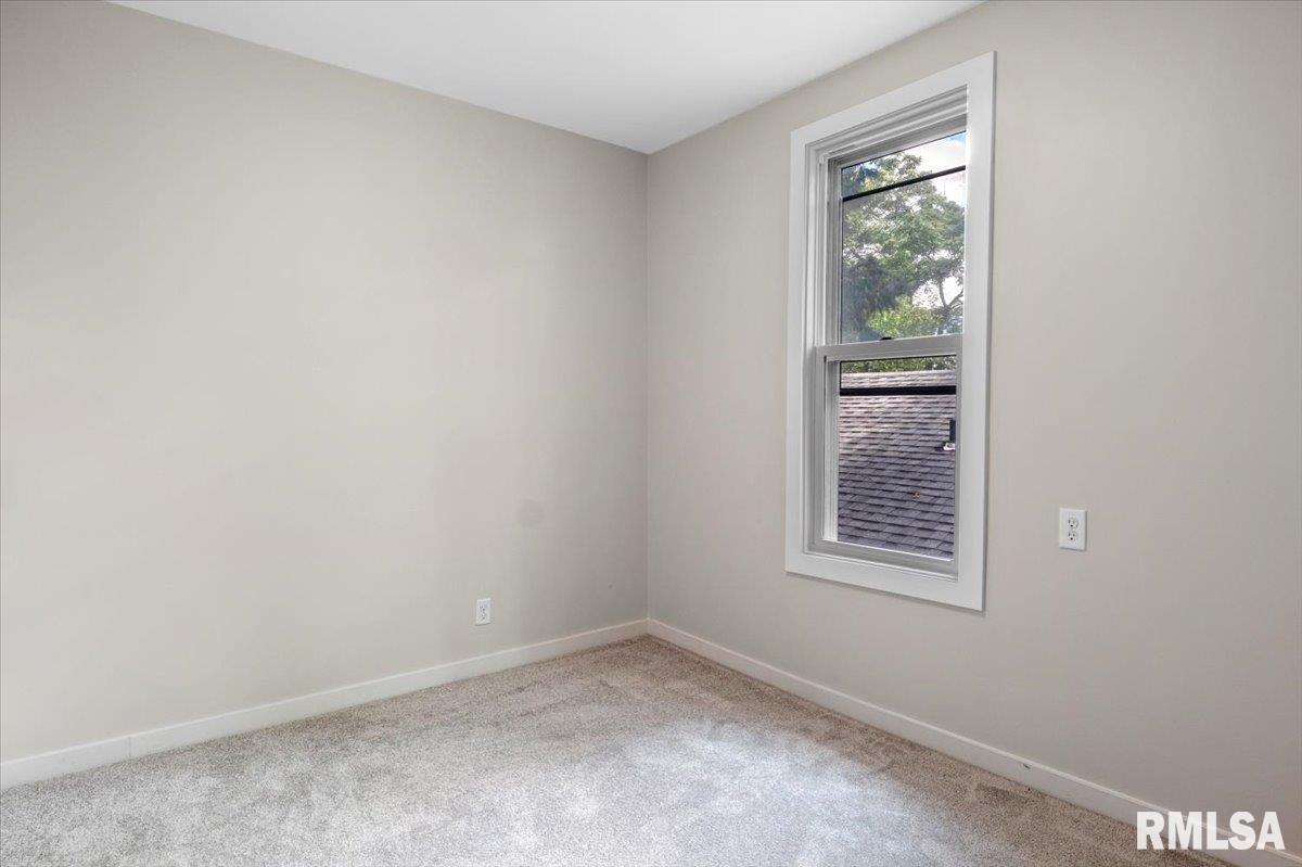 1518 South 8th Street Springfield, IL 62703 - Photo 23 of 33