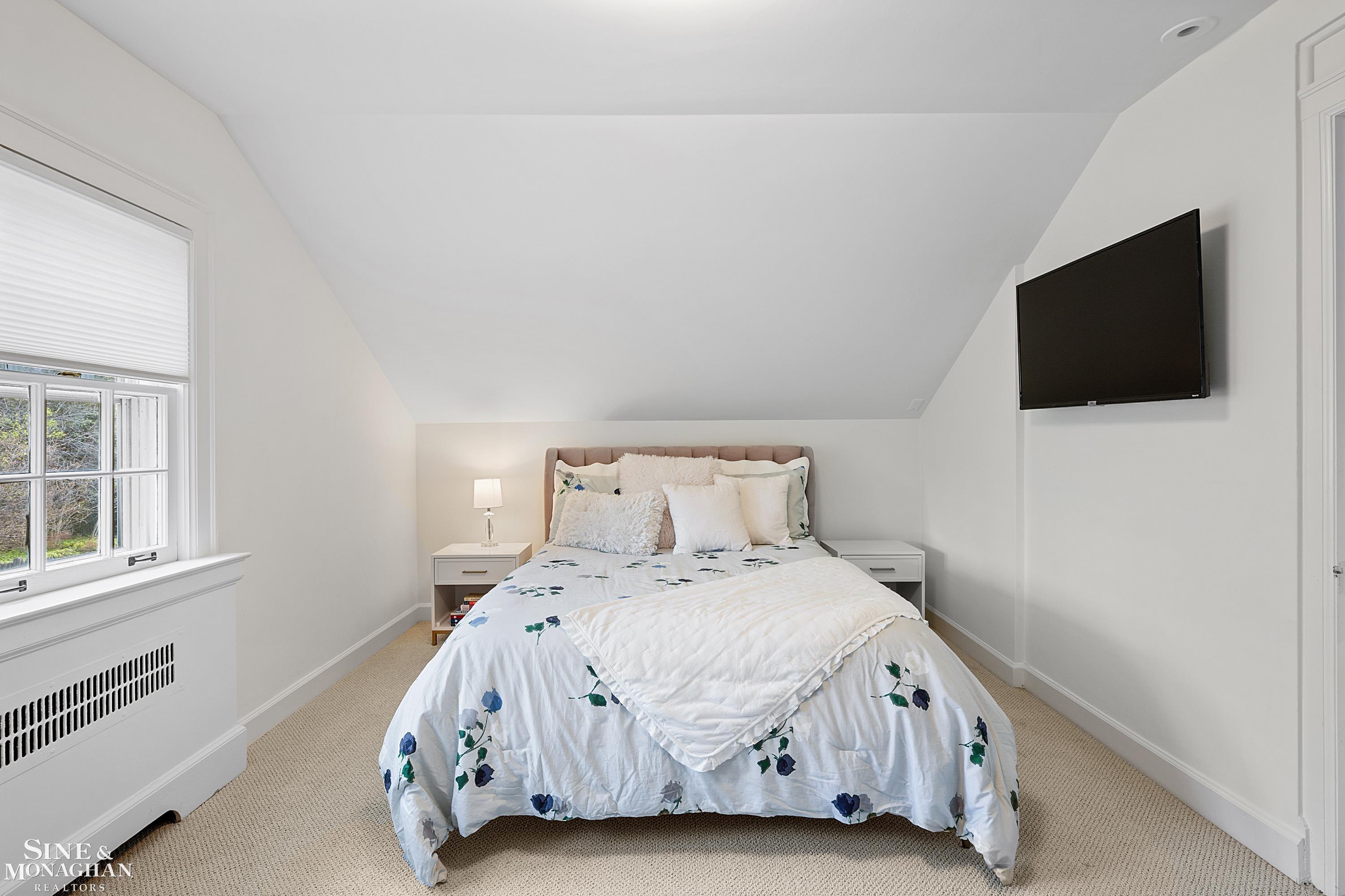 118 Merriweather Road Grosse Pointe, MI 48236 - Photo 41 of 54 50139312-C4BFB098-B367-4094-BF9B-34D16196E4EE.JPG