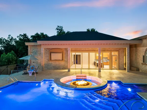 $18,000,000 | 2363 Heavenly View, Ooltewah, TN 37363