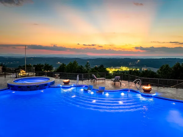 $18,000,000 | 2363 Heavenly View, Ooltewah, TN 37363
