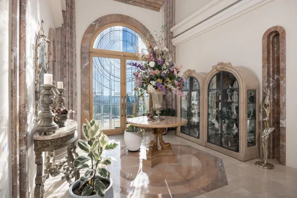 $18,000,000 | 2363 Heavenly View, Ooltewah, TN 37363