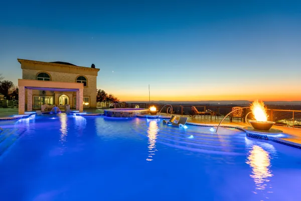 $18,000,000 | 2363 Heavenly View, Ooltewah, TN 37363