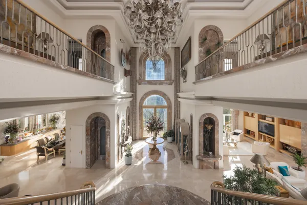 $18,000,000 | 2363 Heavenly View, Ooltewah, TN 37363