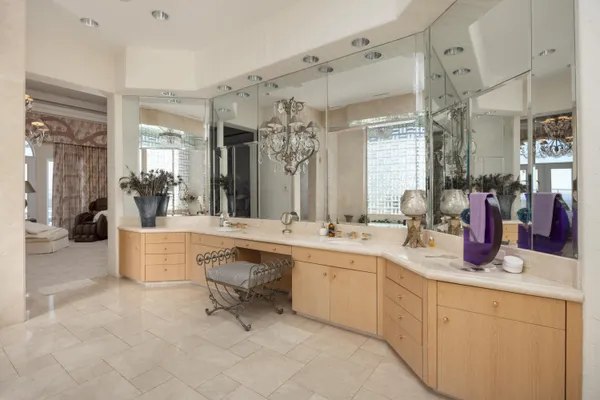 $18,000,000 | 2363 Heavenly View, Ooltewah, TN 37363