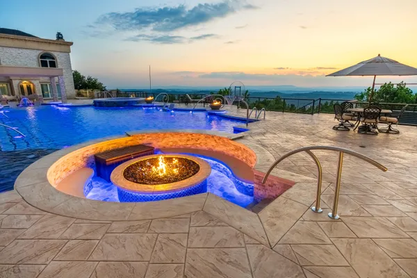 $18,000,000 | 2363 Heavenly View, Ooltewah, TN 37363