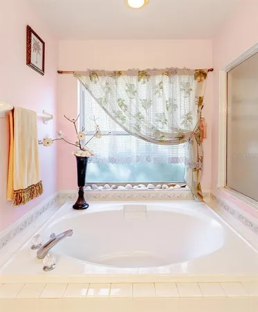 $569,000 | 775 Wildflower Drive, Palm Harbor, FL 34684